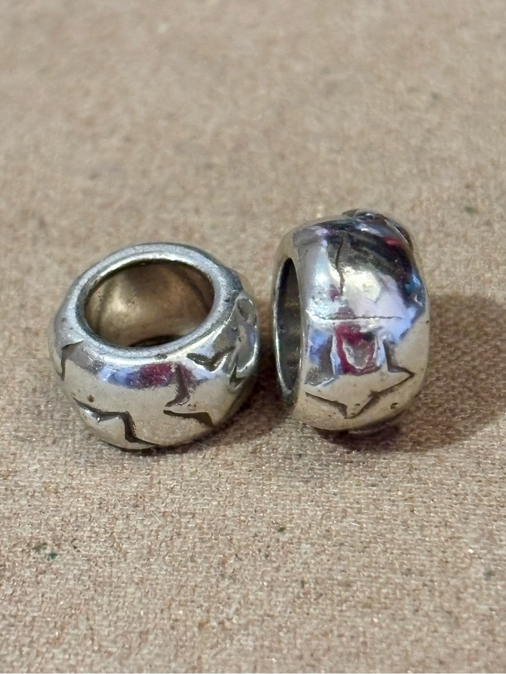 🆕Listing! Two 🆕 Brighton Star spacers Narrow silver beads Raised stars Retired